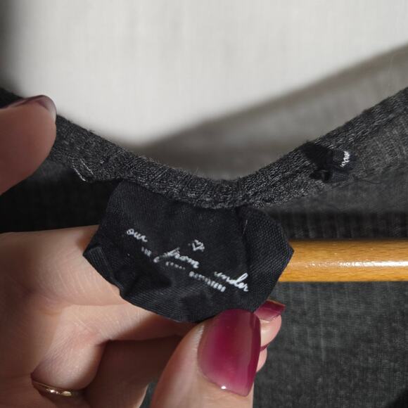 Out From Under Thin Knit Y2K Henley Top Large Casual Capsule y2k Basic Waffle - Picture 3 of 5